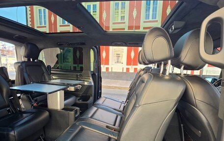 Mercedes-Benz V-Класс, 2020 год, 5 500 000 рублей, 12 фотография