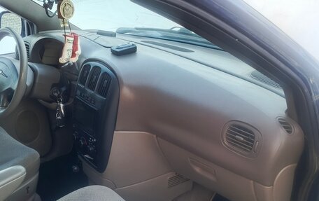 Chrysler Voyager IV, 2003 год, 530 000 рублей, 10 фотография