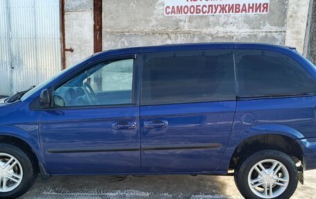 Chrysler Voyager IV, 2003 год, 530 000 рублей, 4 фотография