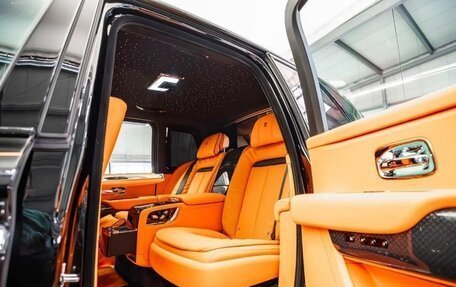 Rolls-Royce Cullinan, 2025 год, 91 390 000 рублей, 11 фотография