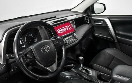 Toyota RAV4, 2017 год, 2 210 000 рублей, 9 фотография