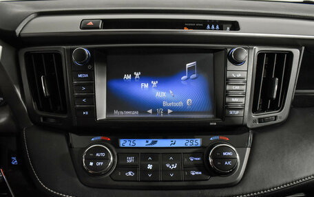 Toyota RAV4, 2017 год, 2 210 000 рублей, 18 фотография