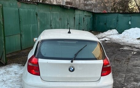 BMW 1 серия, 2011 год, 850 000 рублей, 4 фотография