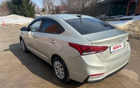 Hyundai Solaris II рестайлинг, 2019 год, 899 999 рублей, 2 фотография