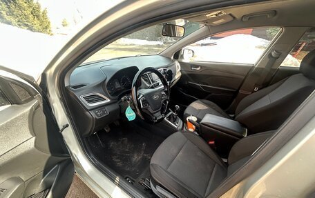 Hyundai Solaris II рестайлинг, 2019 год, 899 999 рублей, 7 фотография