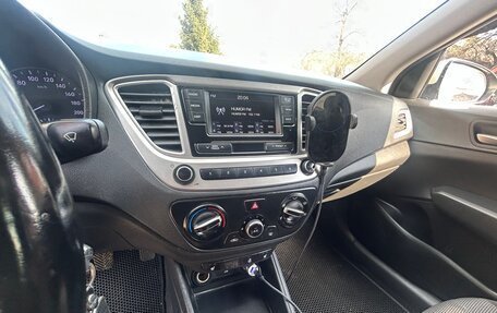 Hyundai Solaris II рестайлинг, 2019 год, 899 999 рублей, 11 фотография