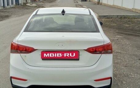 Hyundai Solaris II рестайлинг, 2018 год, 650 000 рублей, 6 фотография