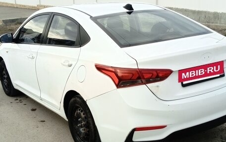 Hyundai Solaris II рестайлинг, 2018 год, 650 000 рублей, 7 фотография