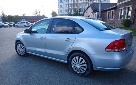 Volkswagen Polo VI (EU Market), 2012 год, 870 000 рублей, 3 фотография
