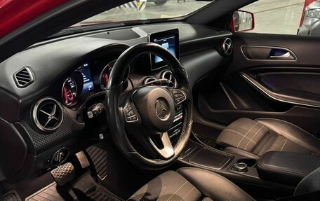 Mercedes-Benz A-Класс, 2016 год, 1 480 000 рублей, 8 фотография