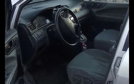 Mitsubishi Space Wagon III, 2002 год, 250 000 рублей, 6 фотография