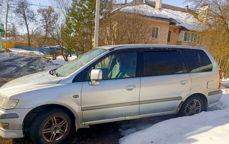 Mitsubishi Space Wagon III, 2002 год, 250 000 рублей, 12 фотография