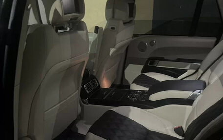 Land Rover Range Rover IV рестайлинг, 2013 год, 4 500 000 рублей, 3 фотография