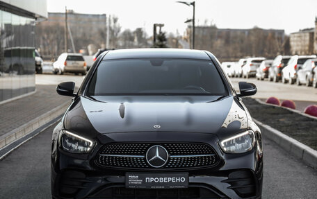 Mercedes-Benz E-Класс, 2021 год, 3 950 000 рублей, 3 фотография