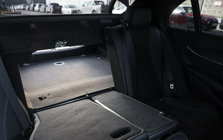 Mercedes-Benz E-Класс, 2021 год, 3 950 000 рублей, 32 фотография