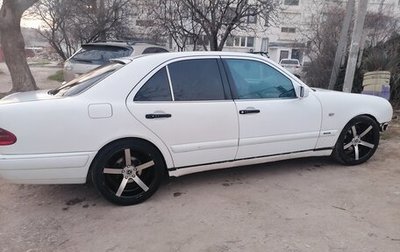 Mercedes-Benz E-Класс, 1996 год, 330 000 рублей, 1 фотография