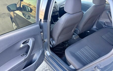 Volkswagen Polo VI (EU Market), 2018 год, 1 100 000 рублей, 11 фотография