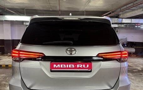 Toyota Fortuner II, 2019 год, 3 350 000 рублей, 4 фотография
