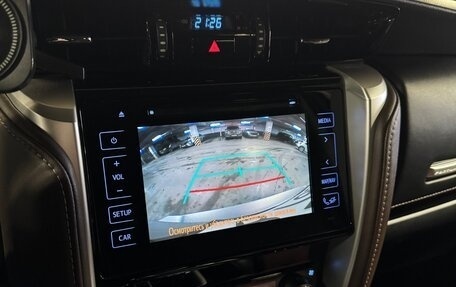 Toyota Fortuner II, 2019 год, 3 350 000 рублей, 26 фотография