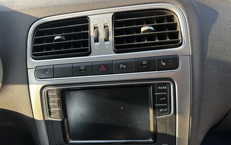 Volkswagen Polo VI (EU Market), 2018 год, 950 000 рублей, 5 фотография