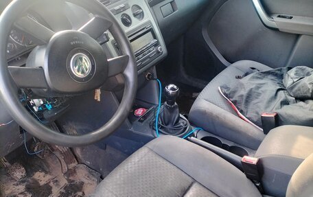 Volkswagen Touran III, 2003 год, 325 000 рублей, 14 фотография