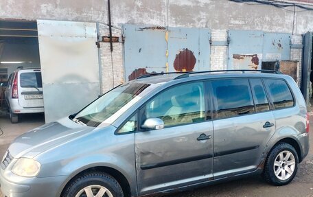 Volkswagen Touran III, 2003 год, 325 000 рублей, 7 фотография