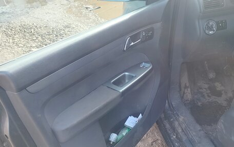 Volkswagen Touran III, 2003 год, 325 000 рублей, 16 фотография