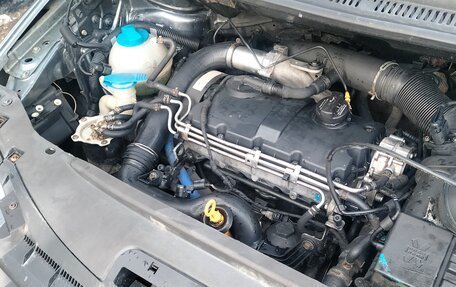 Volkswagen Touran III, 2003 год, 325 000 рублей, 17 фотография