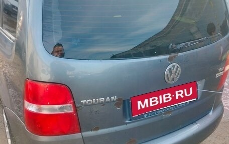 Volkswagen Touran III, 2003 год, 325 000 рублей, 15 фотография