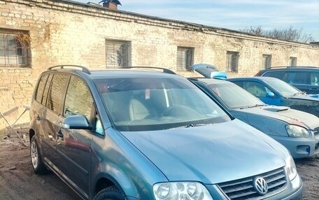 Volkswagen Touran III, 2003 год, 325 000 рублей, 18 фотография