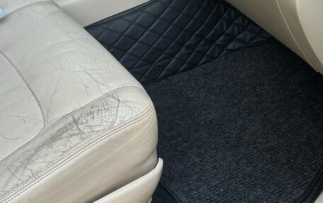 Toyota Land Cruiser 100 рестайлинг 2, 2004 год, 2 100 000 рублей, 11 фотография