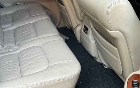 Toyota Land Cruiser 100 рестайлинг 2, 2004 год, 2 100 000 рублей, 15 фотография