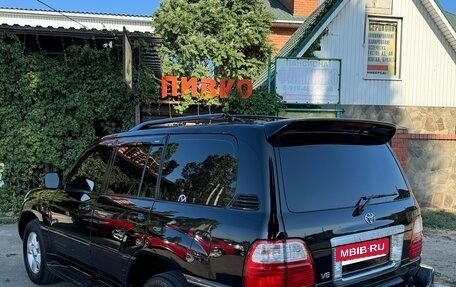 Toyota Land Cruiser 100 рестайлинг 2, 2004 год, 2 100 000 рублей, 4 фотография