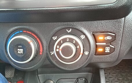 KIA Rio III рестайлинг, 2014 год, 890 000 рублей, 17 фотография