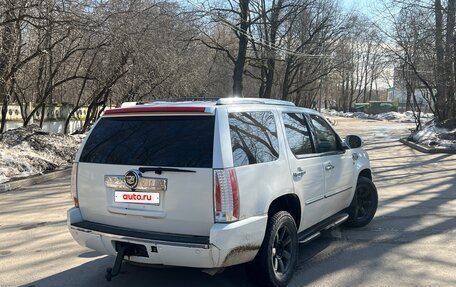 Cadillac Escalade III, 2008 год, 997 000 рублей, 5 фотография