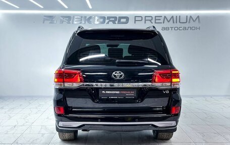 Toyota Land Cruiser 200, 2008 год, 3 999 000 рублей, 9 фотография