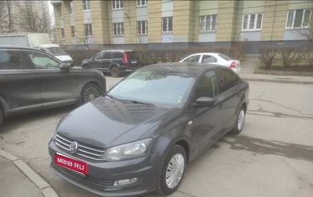 Volkswagen Polo VI (EU Market), 2017 год, 1 000 000 рублей, 1 фотография