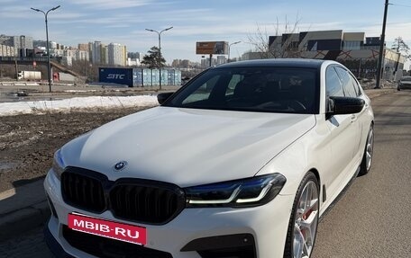 BMW 5 серия, 2019 год, 4 750 000 рублей, 2 фотография