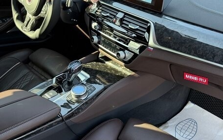 BMW 5 серия, 2019 год, 4 750 000 рублей, 13 фотография