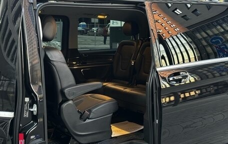 Mercedes-Benz V-Класс, 2021 год, 5 500 000 рублей, 12 фотография