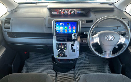 Toyota Noah III, 2010 год, 999 000 рублей, 8 фотография