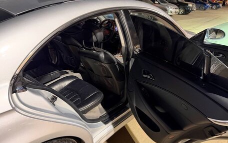 Mercedes-Benz CLS, 2005 год, 850 000 рублей, 2 фотография