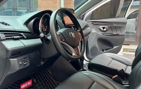Toyota Yaris XP150 рестайлинг, 2022 год, 1 159 099 рублей, 7 фотография