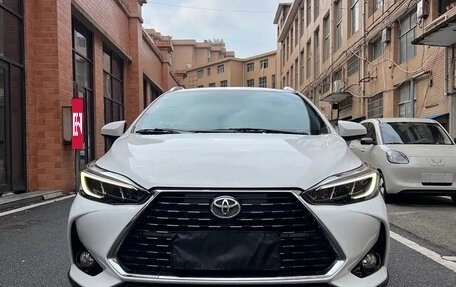 Toyota Yaris XP150 рестайлинг, 2022 год, 1 159 099 рублей, 2 фотография