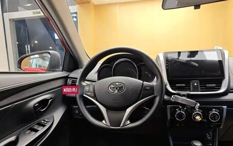 Toyota Yaris XP150 рестайлинг, 2022 год, 1 179 099 рублей, 16 фотография