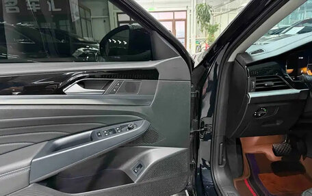 Volkswagen Passat B8 рестайлинг, 2023 год, 1 899 017 рублей, 9 фотография