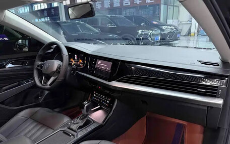 Volkswagen Passat B8 рестайлинг, 2023 год, 1 899 017 рублей, 17 фотография