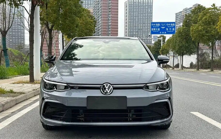 Volkswagen Golf VIII, 2022 год, 1 449 017 рублей, 2 фотография