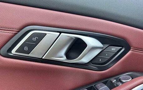 BMW 3 серия, 2023 год, 3 200 000 рублей, 14 фотография