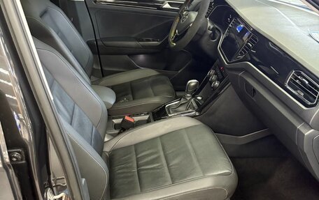 Volkswagen T-Roc I, 2022 год, 1 800 000 рублей, 8 фотография